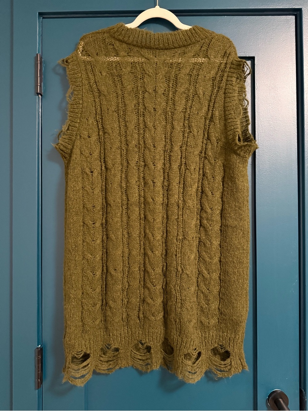WOOL-BLEND CABLE KNIT ROUND NECKLINE RIPPED LONG VEST - Picture 5 of 10